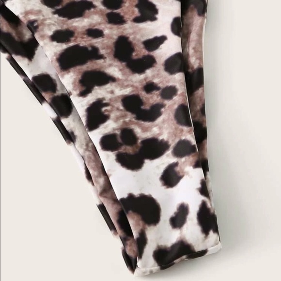 High Leg Bikini Bottom - Picture 4 of 4